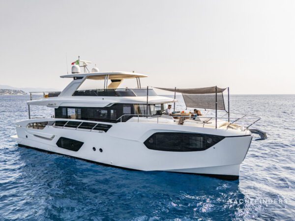 Absolute Navetta 70 "Allure" New Model