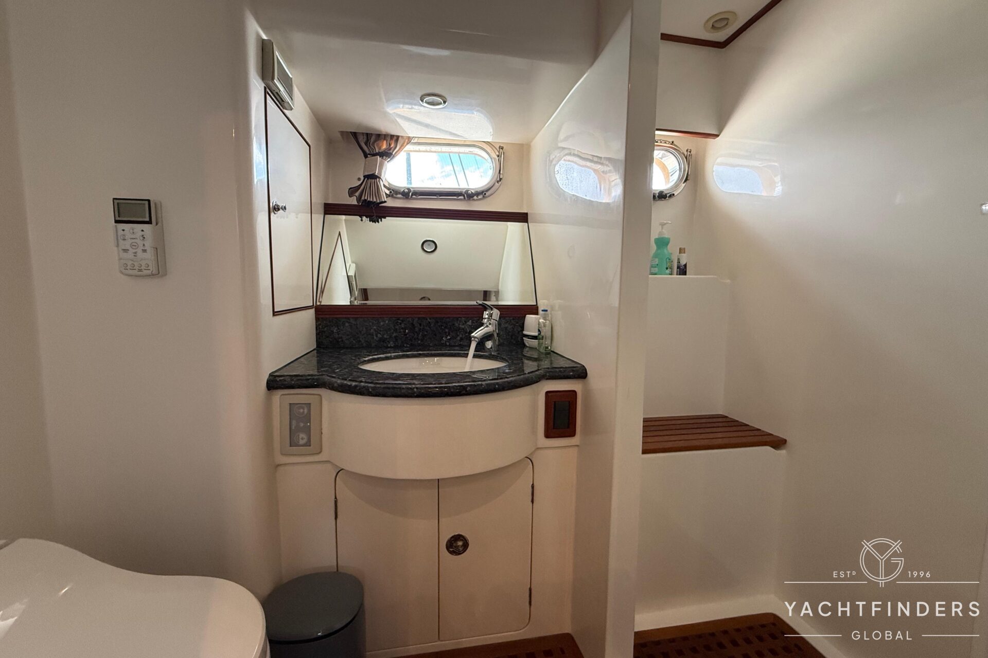 New Listing Selene 80 Classic - Image 28