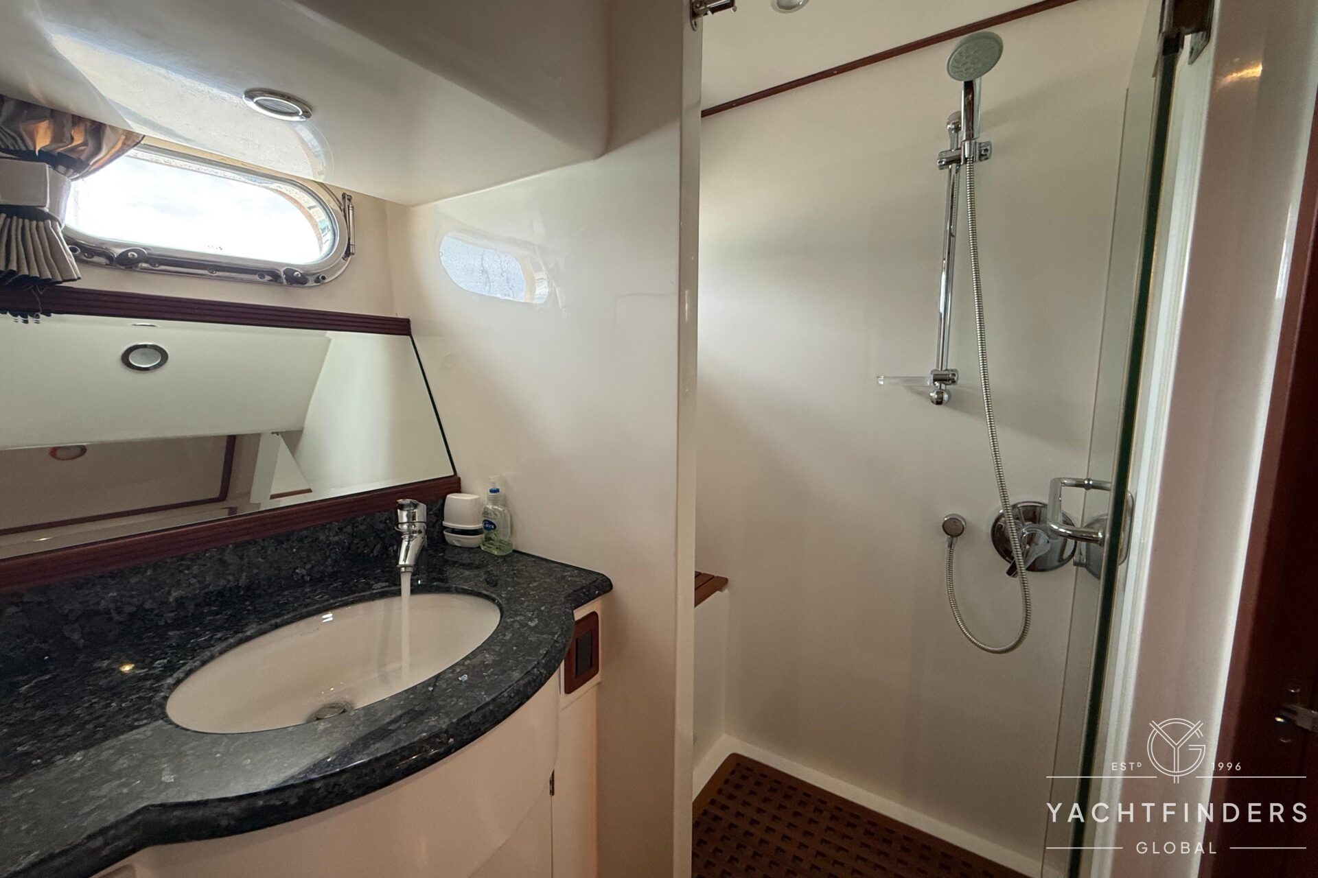New Listing Selene 80 Classic - Image 29