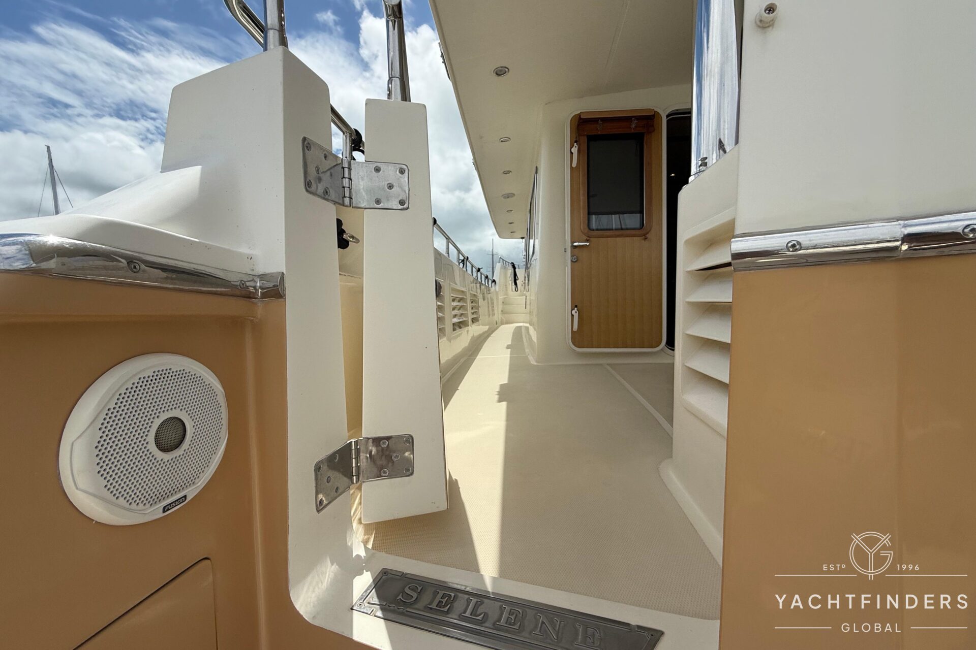 New Listing Selene 80 Classic - Image 43