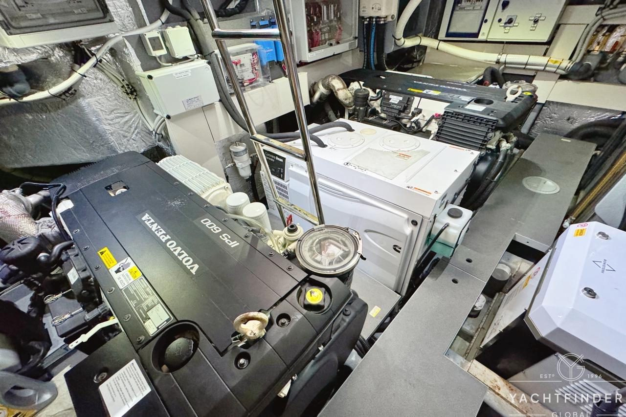 2019 Absolute Navetta 48 - Image 3