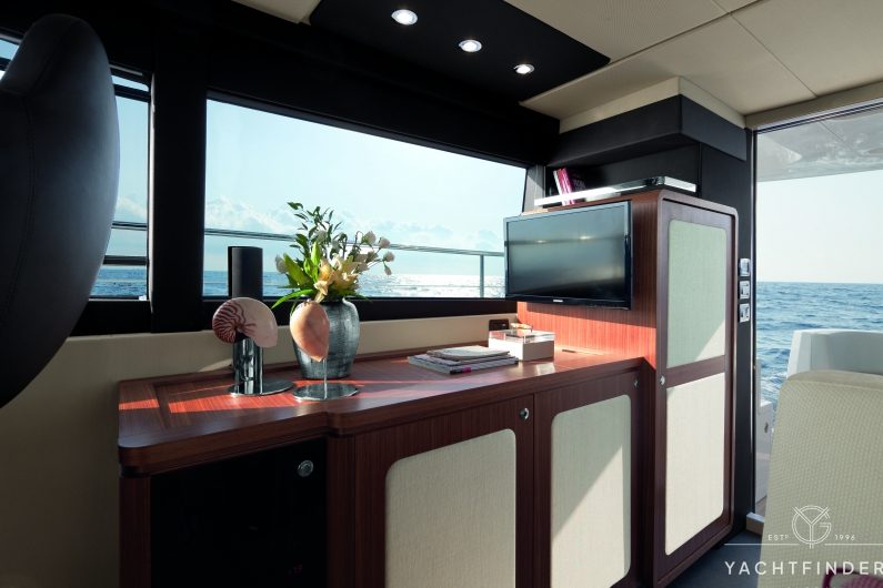 Azimut Magellano 43 2017 - Image 11